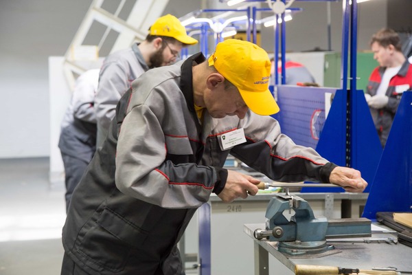 Забота о людях - ФОТО